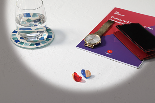 IXシリーズに取り扱いやすいサイズ登場｜認定補聴器専門店エイドセンター